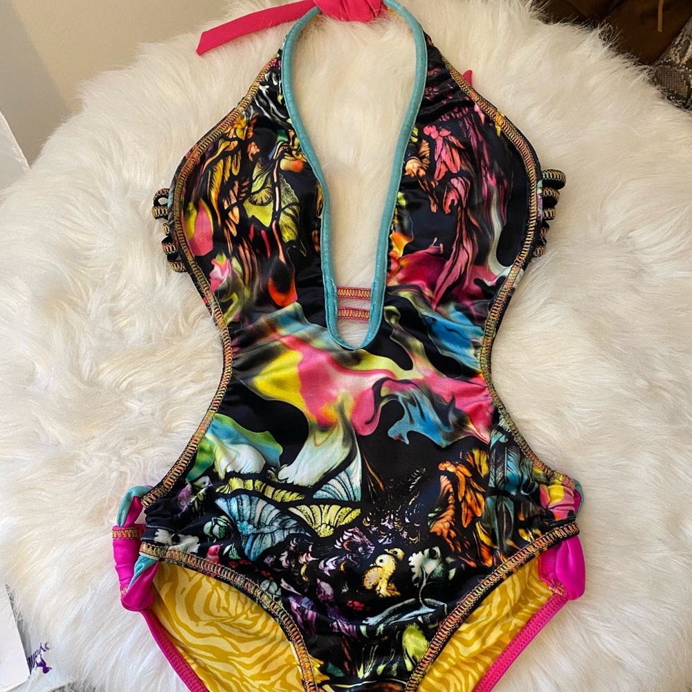 Woman’s swim